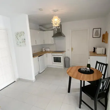 Great Location, In The Heart Of Puerto Del Carmen, Aguazul With Vv Licence شقة