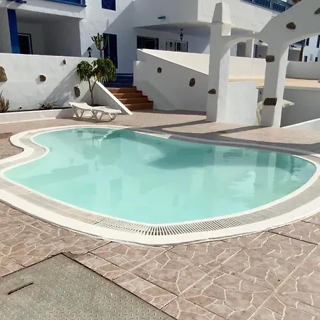 Great Location, In The Heart Of Puerto Del Carmen, Aguazul With Vv Licence *